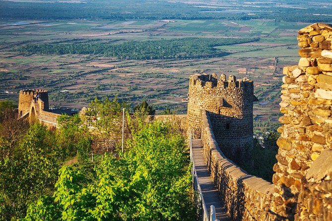 One Day Kakheti Tour With Love in The Air - Sighnaghi’s Old Streets: Romance Without the Theme-Park Vibe